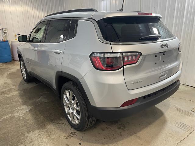 new 2024 Jeep Compass car, priced at $26,295