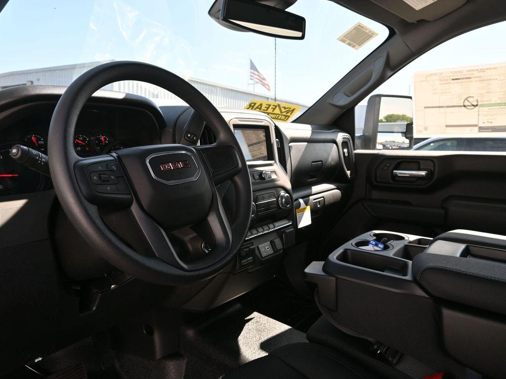 new 2025 GMC Sierra 3500 car, priced at $53,152
