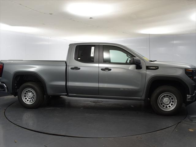 new 2025 GMC Sierra 1500 car, priced at $42,636