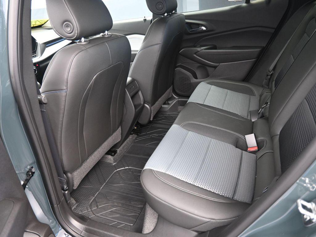 new 2025 Chevrolet Trax car, priced at $24,186