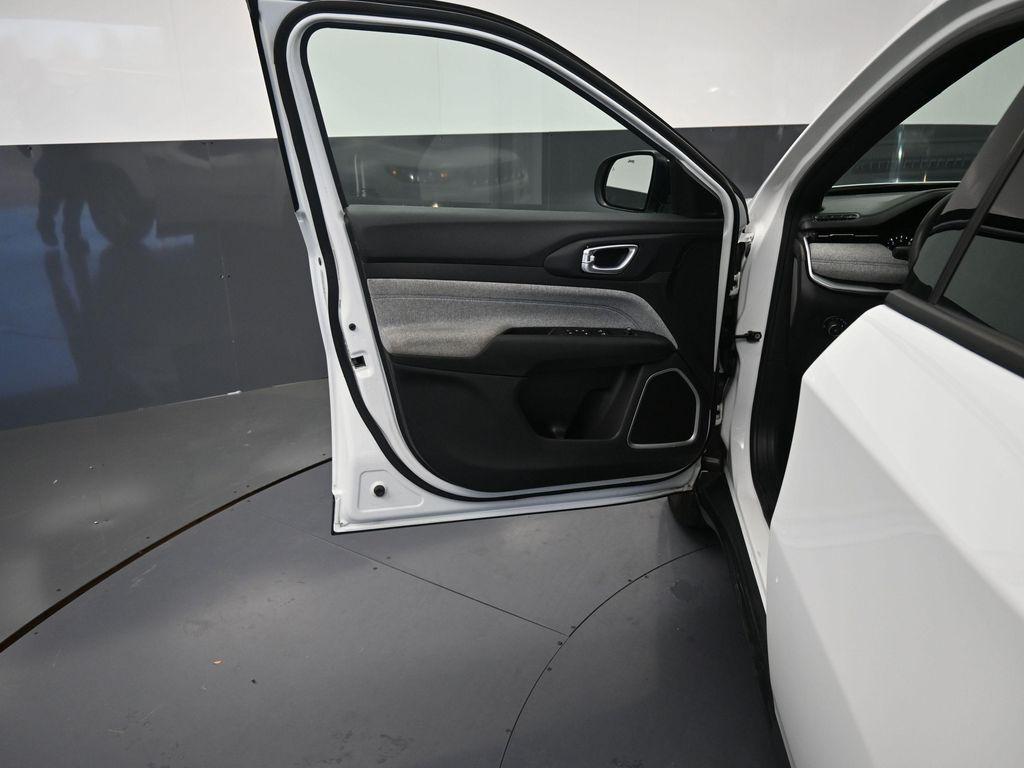 used 2023 Jeep Compass car, priced at $19,837