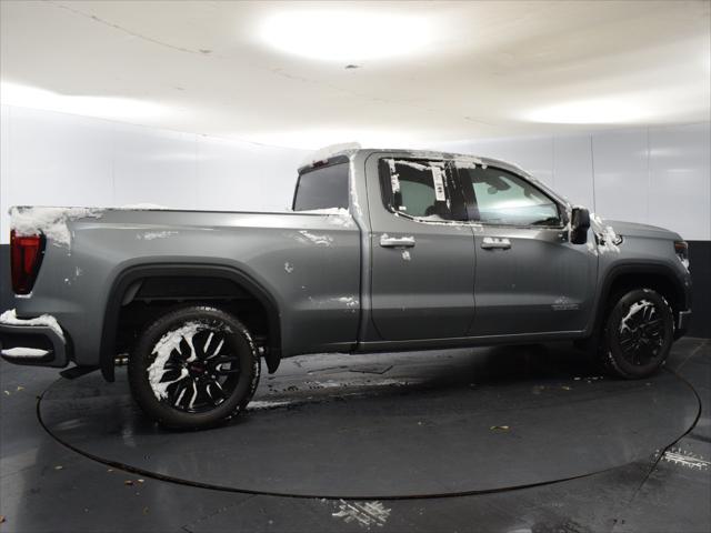 new 2025 GMC Sierra 1500 car, priced at $54,118