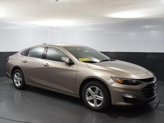 new 2025 Chevrolet Malibu car, priced at $24,934