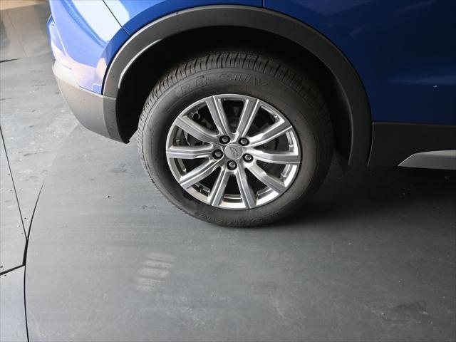 used 2023 Cadillac XT4 car, priced at $25,642