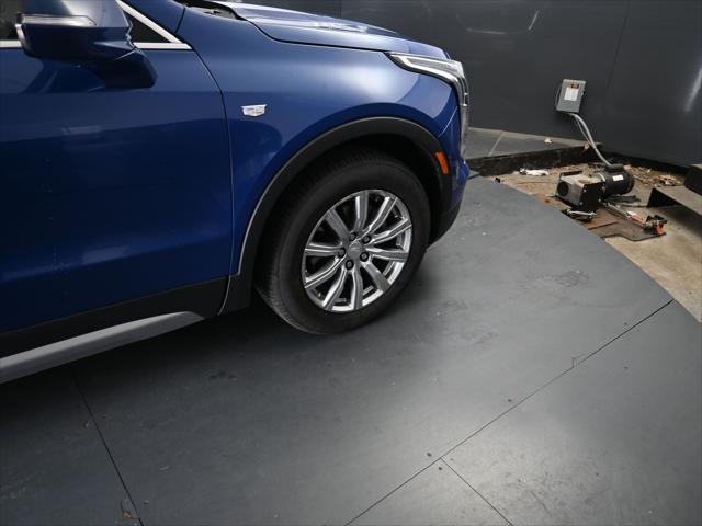 used 2023 Cadillac XT4 car, priced at $25,642