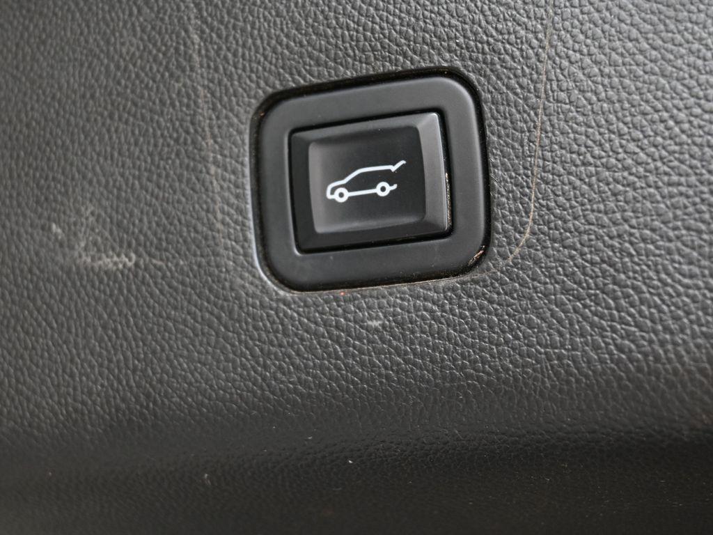 used 2019 Chevrolet Traverse car, priced at $20,891