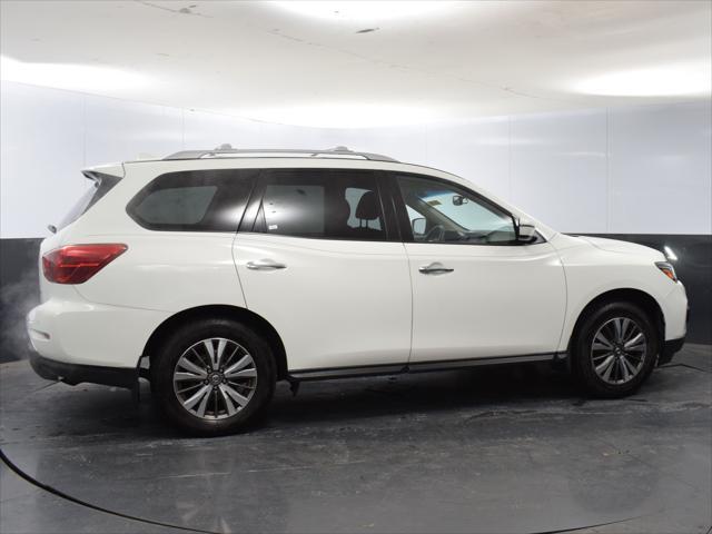 used 2019 Nissan Pathfinder car, priced at $16,498