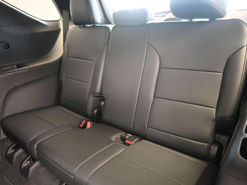new 2026 Chevrolet Traverse car, priced at $47,715
