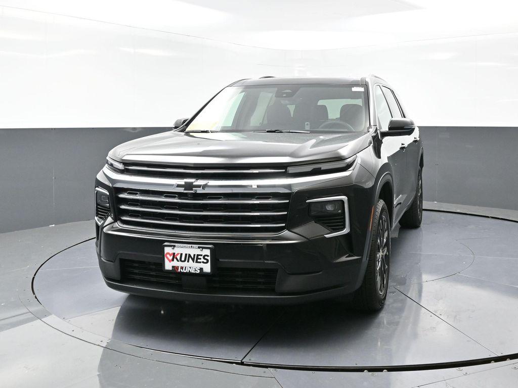 new 2026 Chevrolet Traverse car, priced at $47,715