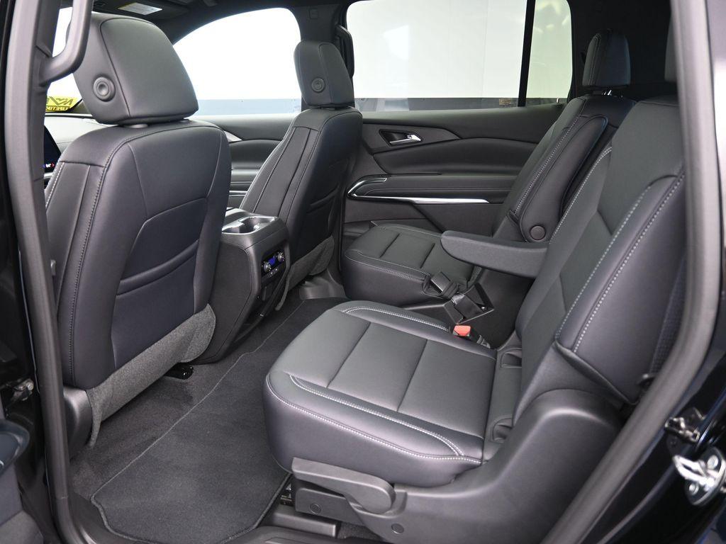 new 2026 Chevrolet Traverse car, priced at $47,715