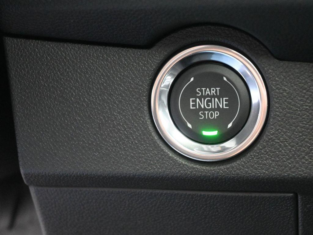 new 2026 Chevrolet Traverse car, priced at $47,715