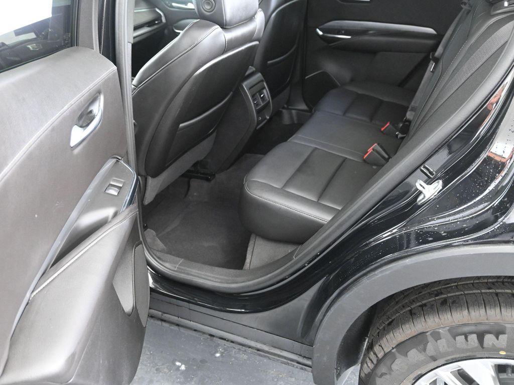 used 2024 Cadillac XT4 car, priced at $33,612