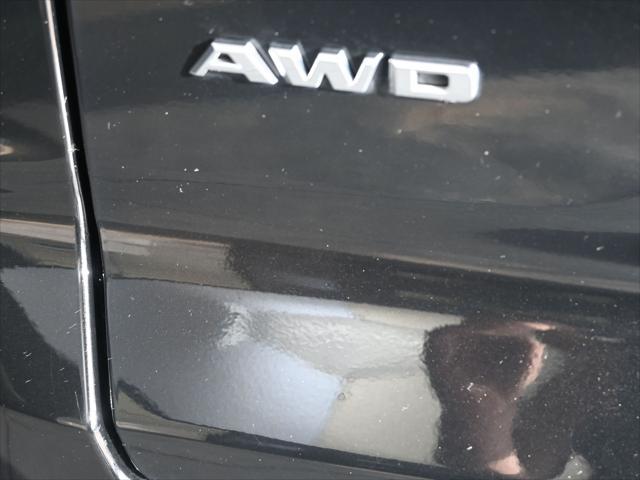 used 2024 Cadillac XT4 car, priced at $34,596