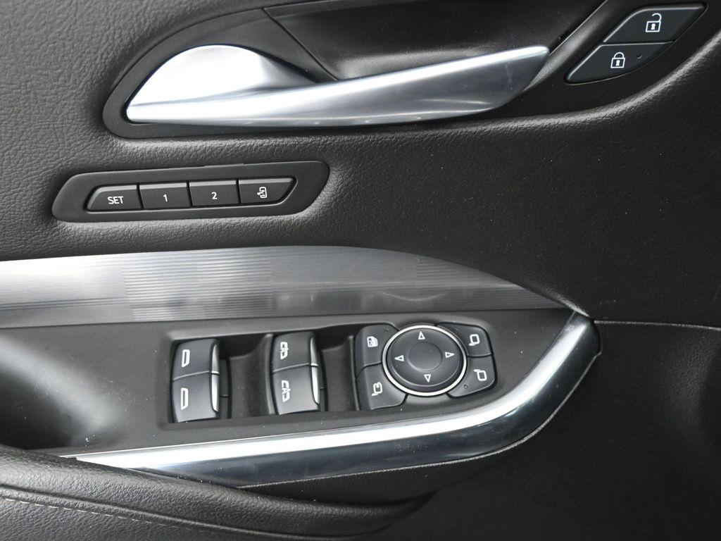 used 2024 Cadillac XT4 car, priced at $33,612