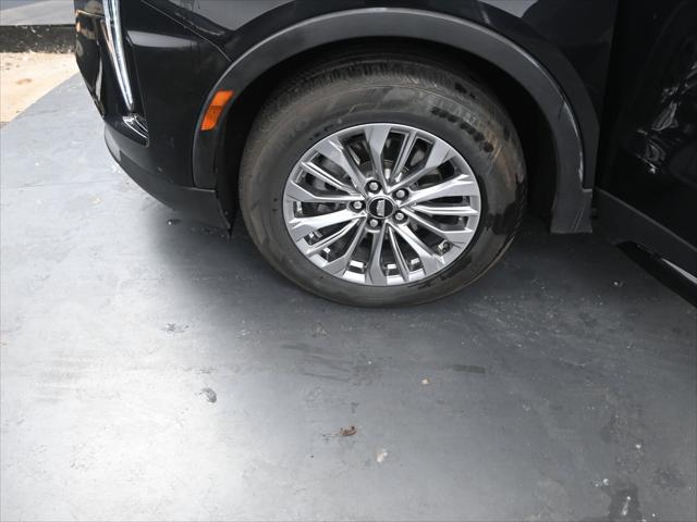 used 2024 Cadillac XT4 car, priced at $34,596