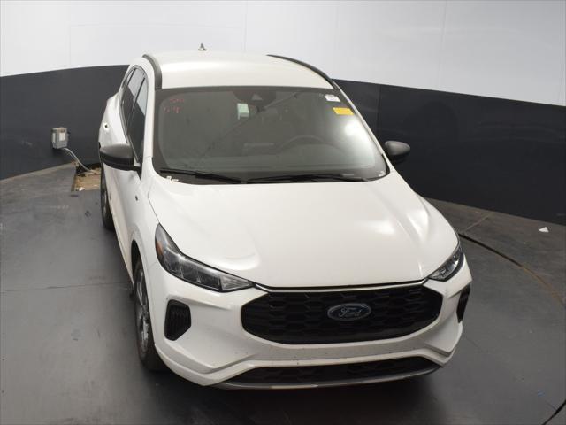 used 2023 Ford Escape car, priced at $21,995