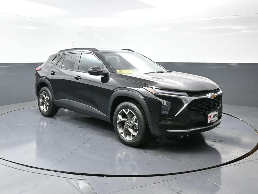 new 2025 Chevrolet Trax car, priced at $22,789