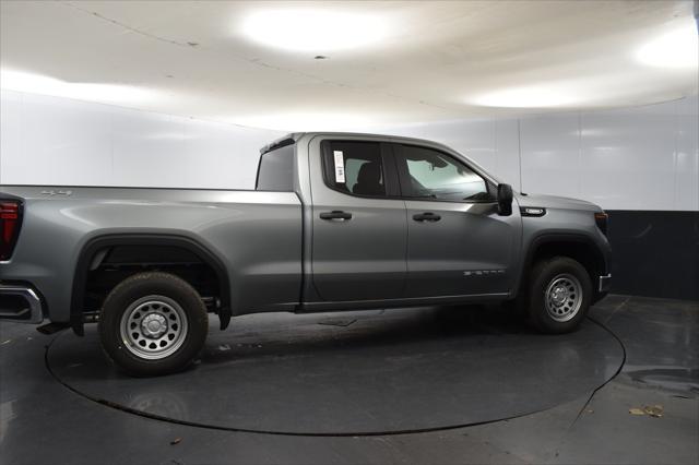 new 2025 GMC Sierra 1500 car, priced at $42,664