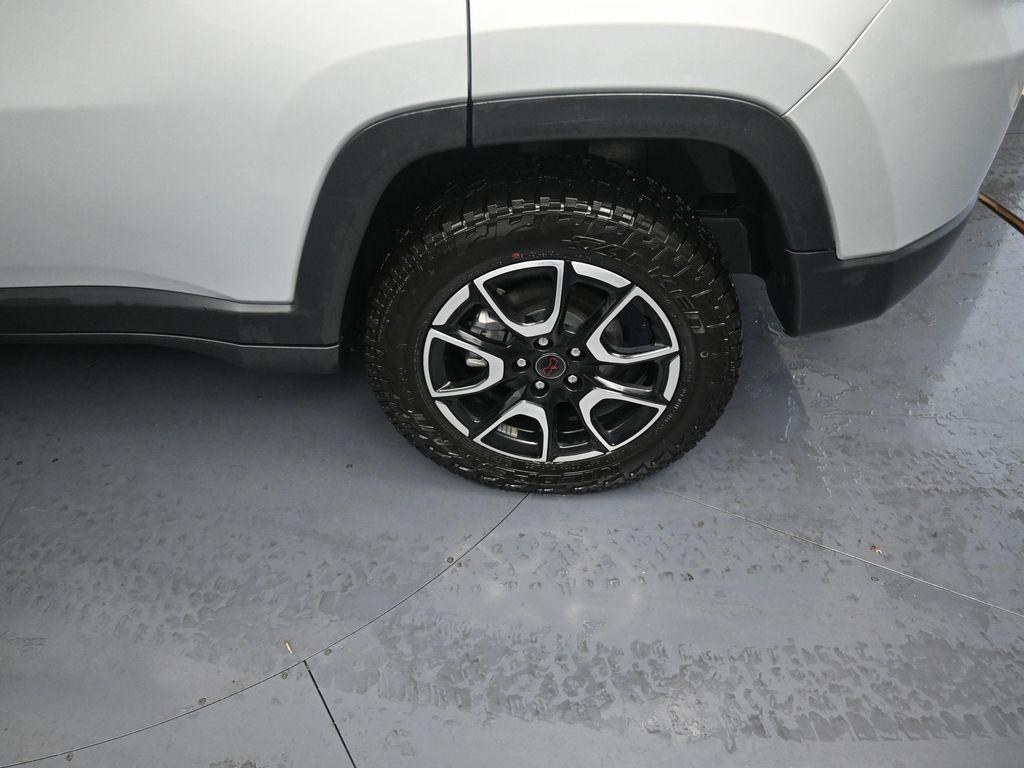 used 2025 Jeep Compass car, priced at $24,195