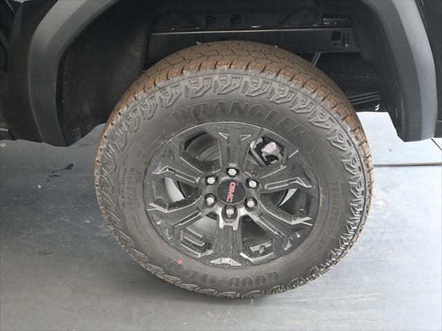 new 2025 GMC Canyon car, priced at $44,013