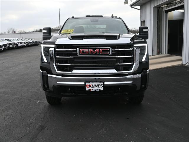 new 2025 GMC Sierra 2500 car, priced at $57,889