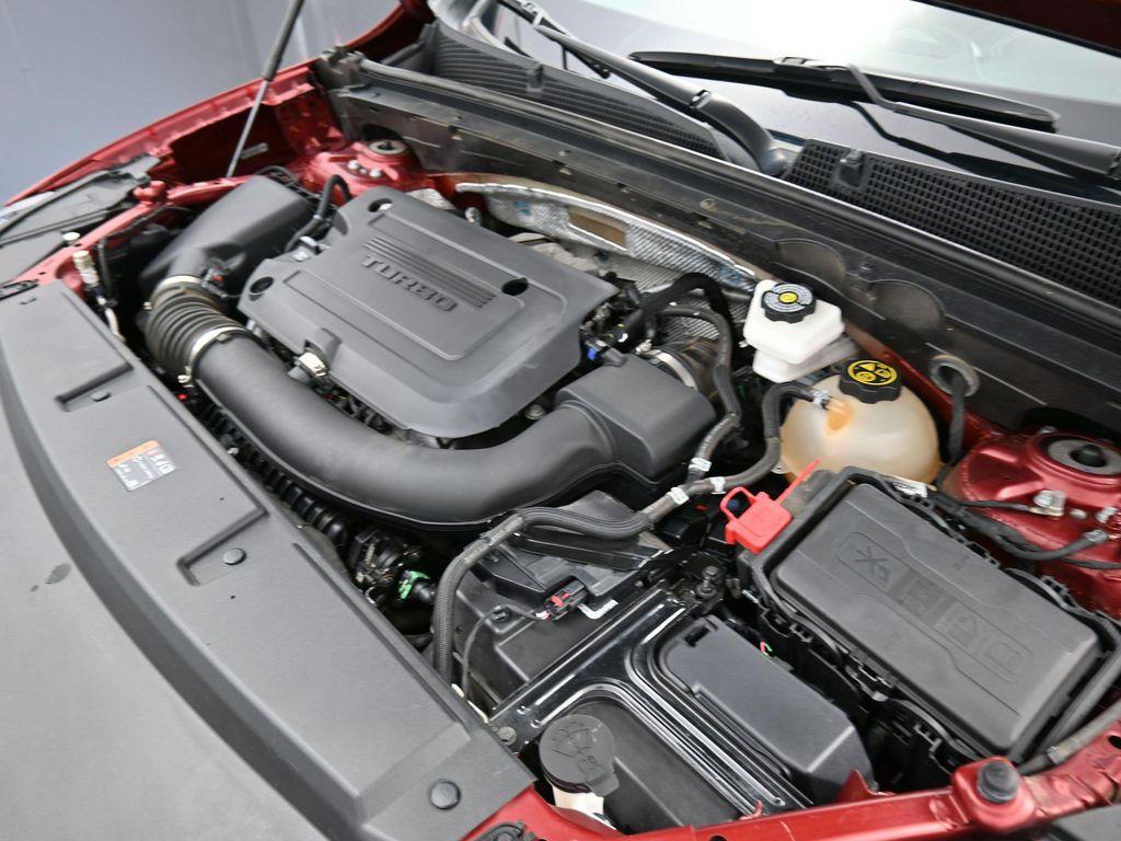 used 2023 Buick Envision car, priced at $22,997