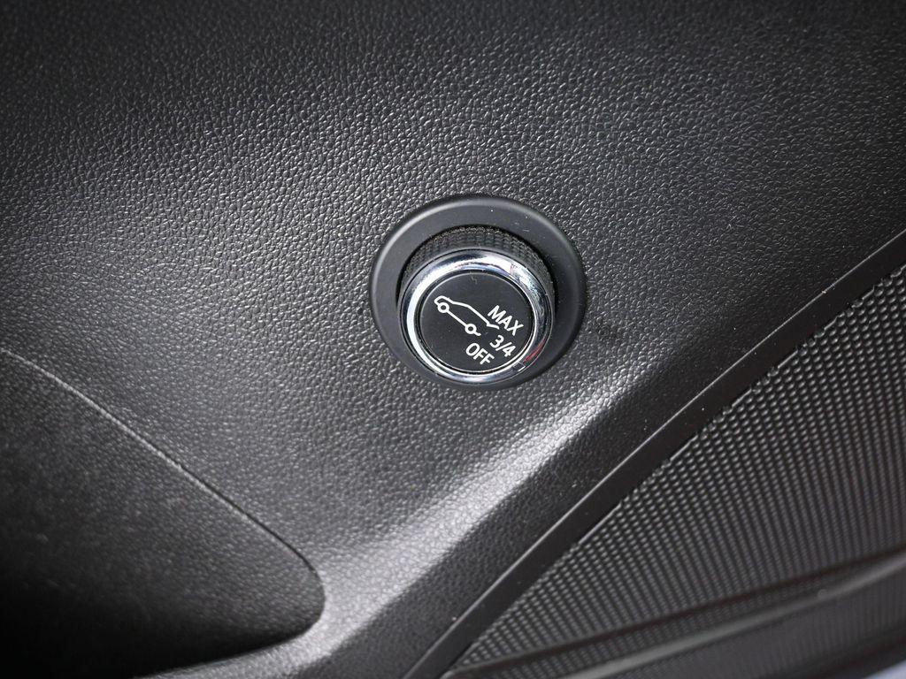 used 2023 Buick Envision car, priced at $22,997