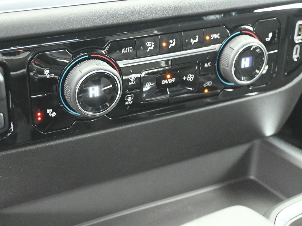 new 2025 Chevrolet Silverado 1500 car, priced at $53,217