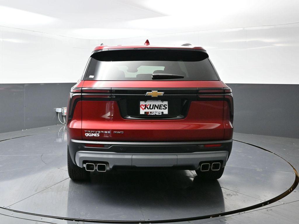 new 2026 Chevrolet Traverse car, priced at $50,775