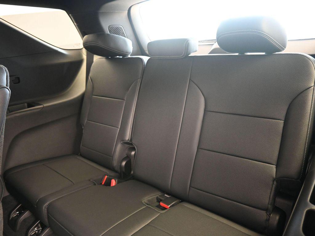 new 2026 Chevrolet Traverse car, priced at $50,775