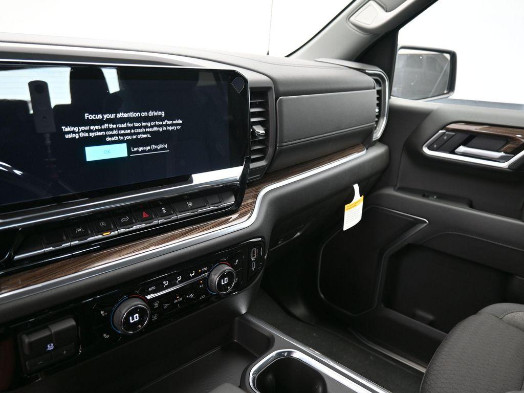 new 2026 Chevrolet Silverado 1500 car, priced at $55,515