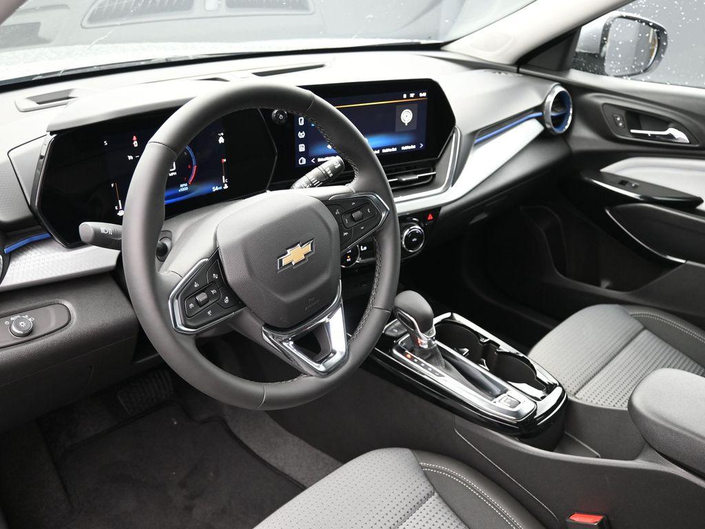 new 2025 Chevrolet Trax car, priced at $23,576