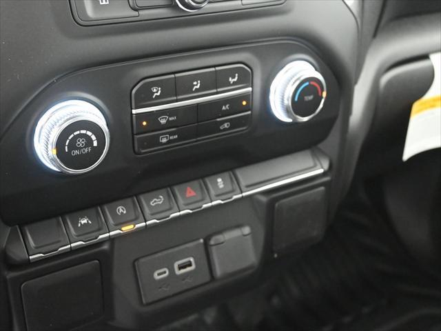 new 2025 GMC Sierra 1500 car, priced at $39,558