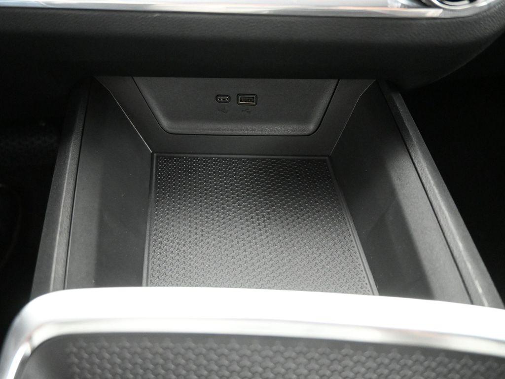 new 2025 Chevrolet Equinox car, priced at $27,303