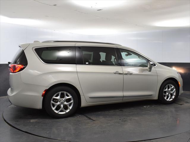 used 2020 Chrysler Pacifica car, priced at $18,600