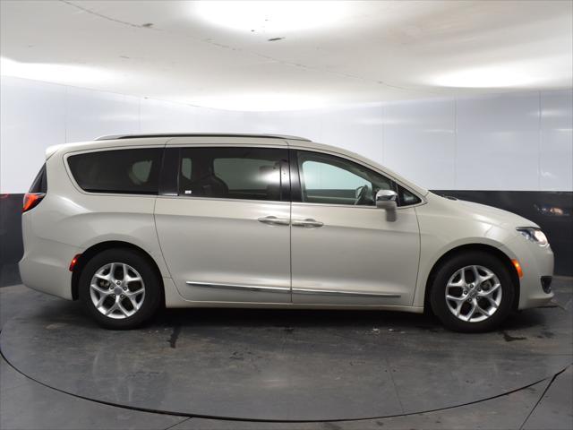 used 2020 Chrysler Pacifica car, priced at $18,600