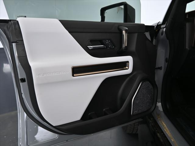 new 2025 GMC HUMMER EV Pickup car, priced at $91,494