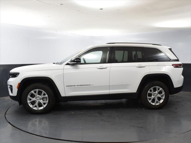 used 2023 Jeep Grand Cherokee car, priced at $29,120