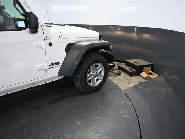 used 2023 Jeep Gladiator car, priced at $27,891