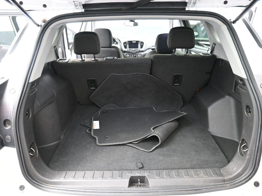 used 2024 GMC Terrain car, priced at $21,321