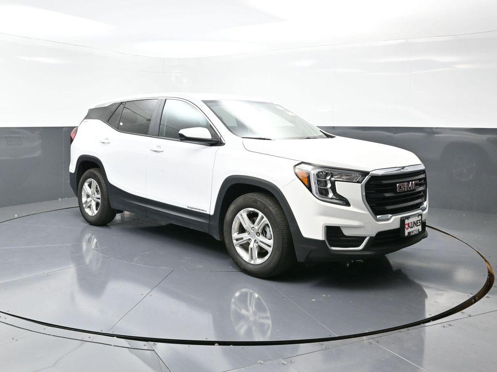 used 2024 GMC Terrain car, priced at $21,321