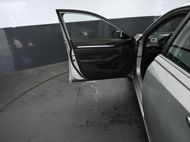 used 2023 Nissan Altima car, priced at $19,762