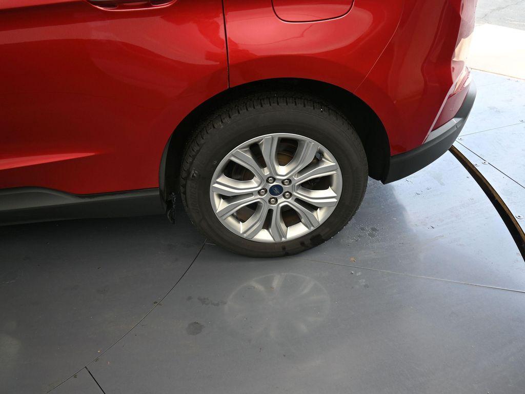 used 2021 Ford Edge car, priced at $20,227