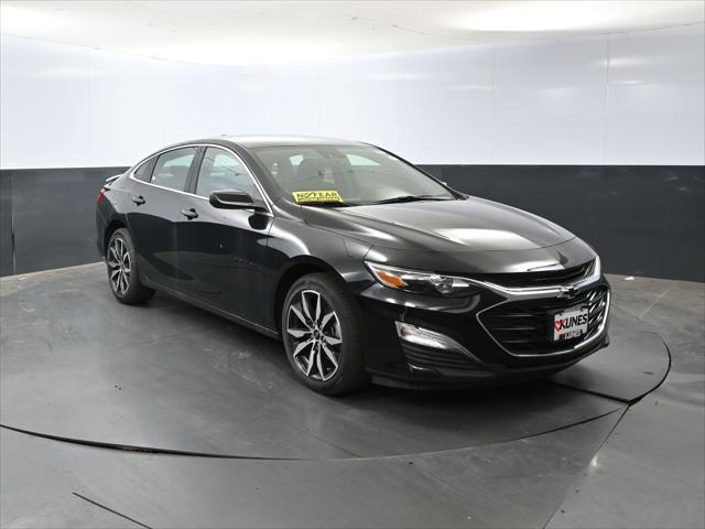 new 2025 Chevrolet Malibu car, priced at $26,010