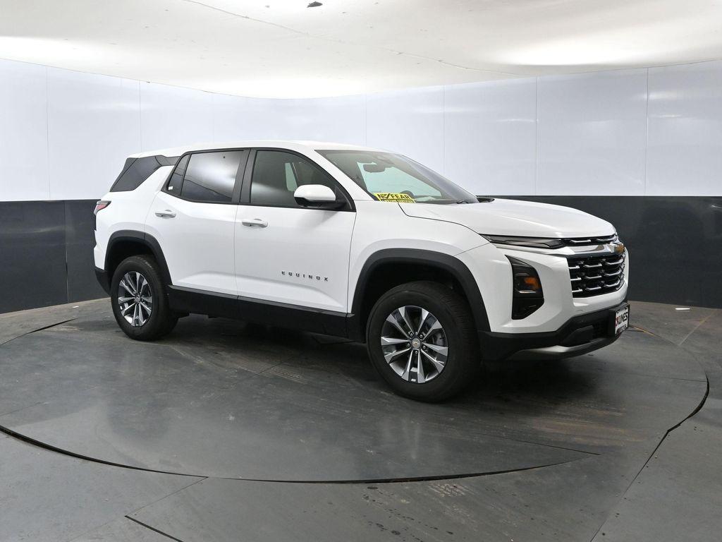 new 2025 Chevrolet Equinox car, priced at $27,529