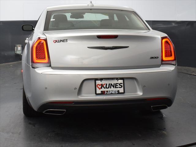 used 2022 Chrysler 300 car, priced at $20,657