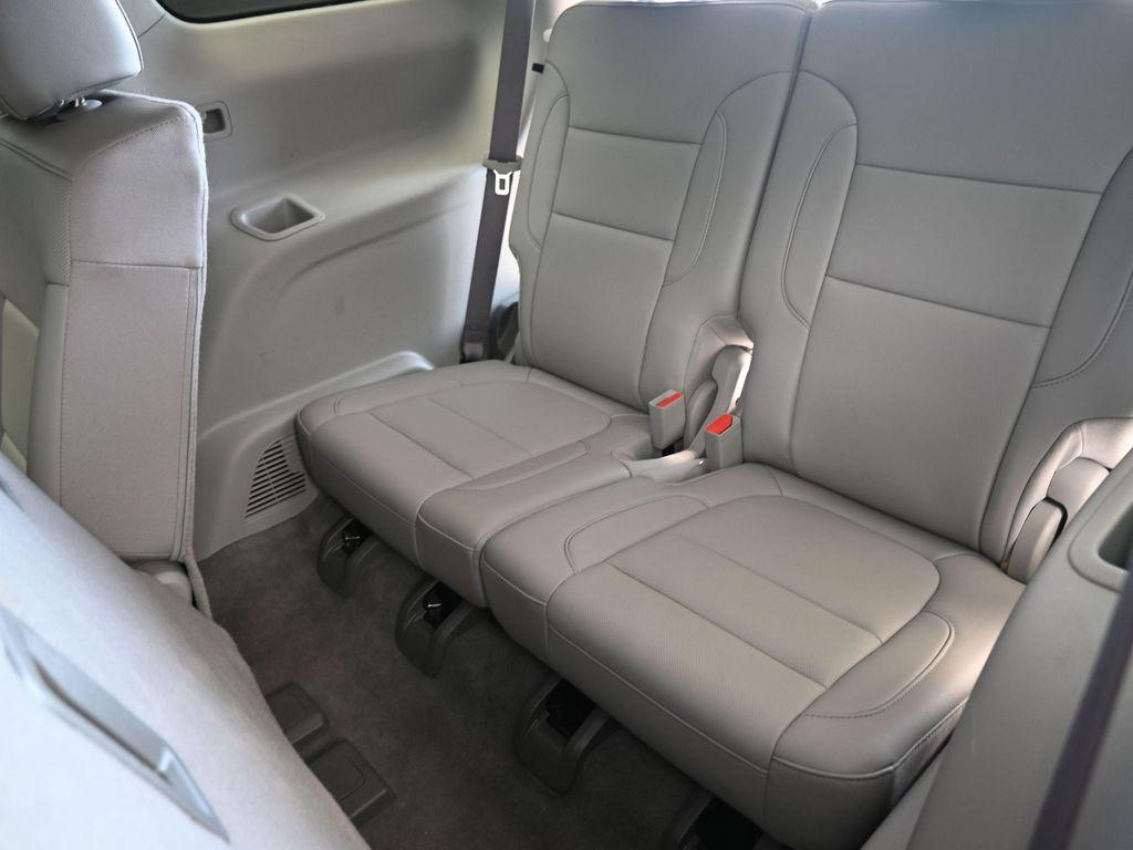 used 2023 GMC Acadia car, priced at $27,119