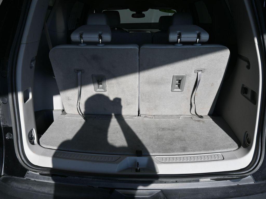 used 2023 GMC Acadia car, priced at $27,119