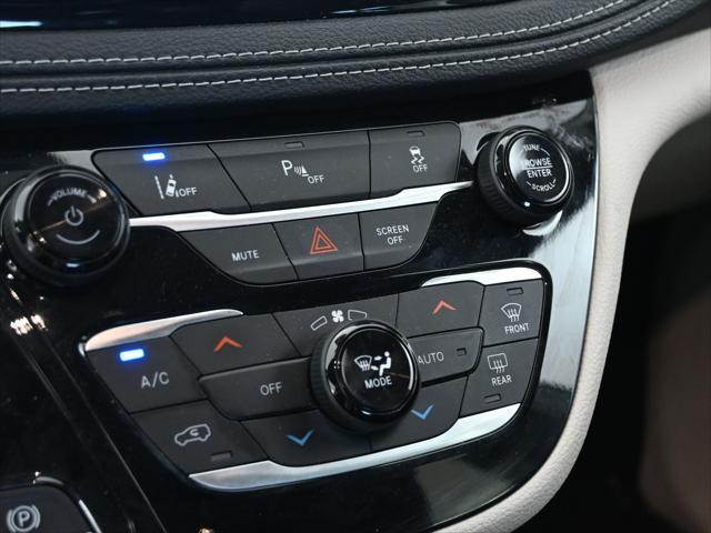 used 2023 Chrysler Pacifica Hybrid car, priced at $24,361