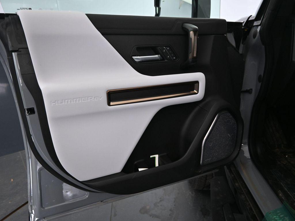 new 2025 GMC HUMMER EV Pickup car, priced at $91,494